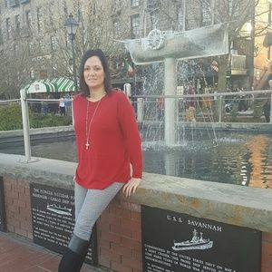 Meet your Posher, Lisa